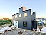 外観：外観から見た3階建て住宅