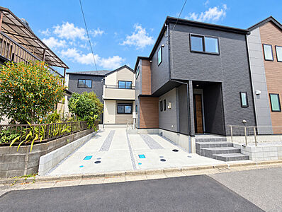 外観：完成済の新築一戸建て、是非一度ご見学ください！