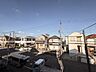 バルコニー：住宅街を望むバルコニーからの眺望