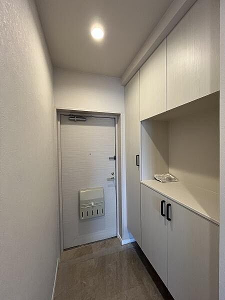 玄関を拡大表示