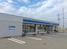 周辺：ローソン松原田井城店まで567m、コンビニまで徒歩約10分で、ちょっとした日用品の買い物に便利♪