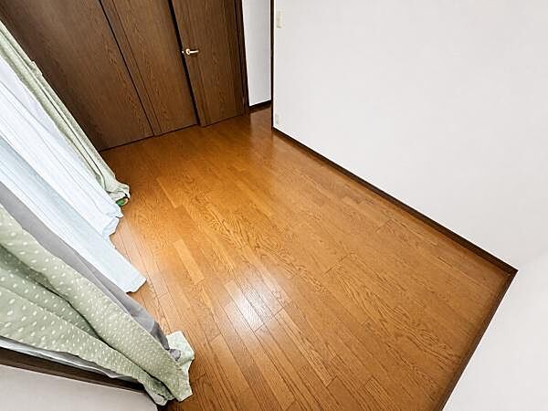 洋室を拡大表示