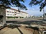 周辺：八王子市立元八王子中学校まで900m