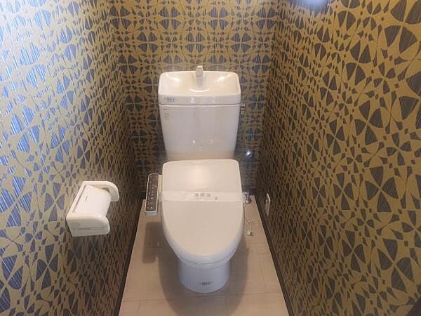 トイレを拡大表示