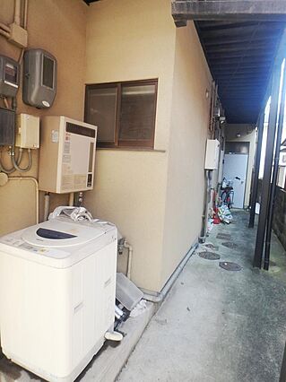 １Ｆ　共用廊下