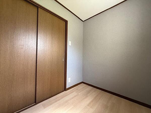洋室を拡大表示