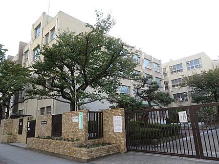 大阪市立森之宮小学校まで774m