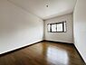 寝室：心と体をゆったりと安らげる寝室。6.75帖のゆとりで暮らしの安らぎが深まります