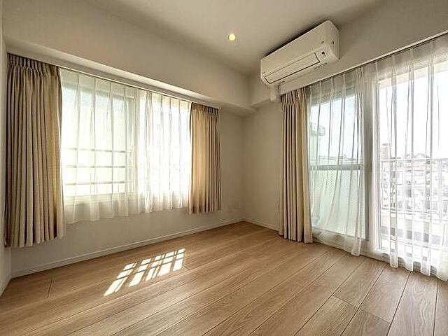 寝室 パラスト目黒三丁目 6階/-