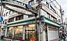 周辺：ファミリーマート幡ヶ谷駅南店まで39m