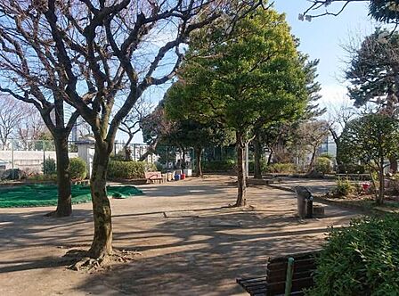 小日向公園まで260m