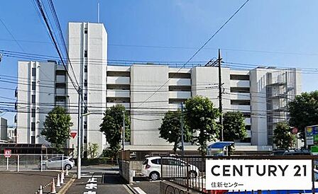 買物施設・小学校・総合病院・郵便局・公園など、必要な施設が近くに揃う生活便利な住環境♪