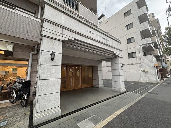 エントランスを拡大表示