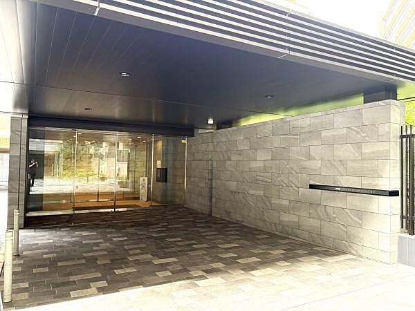 エントランスを拡大表示