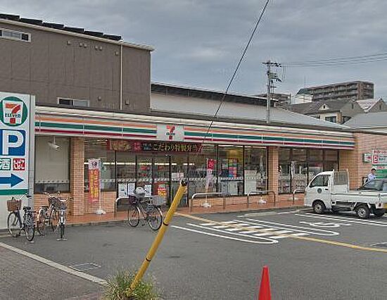 セブンイレブン...