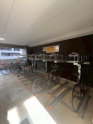 バイク置場