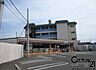 周辺：セブンイレブン明日香川原店まで995m