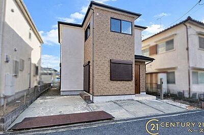 外観:■現地撮影写真■平成24年2月 新築・令和7年12月 リフォーム済みの邸宅です!お気軽にお問い合わせください! 外観:■現地撮影写真■平成24年2月 新築・令和7年12月 リフォーム済みの邸宅です!お気軽にお問い合わせください!