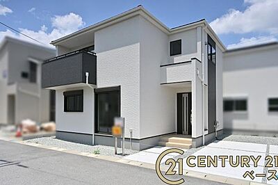 外観:■現地撮影写真■耐震等級3の地震に強い安心の邸宅!雨で汚れを洗い流してくれるセルフクリーニング機能付き外壁!お気軽にお問い合わせください!■ 外観:■現地撮影写真■耐震等級3の地震に強い安心の邸宅!雨で汚れを洗い流してくれるセルフクリーニング機能付き外壁!お気軽にお問い合わせください!■