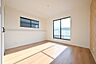 洋室：■バルコニーに面した開放感のあるお部屋です！