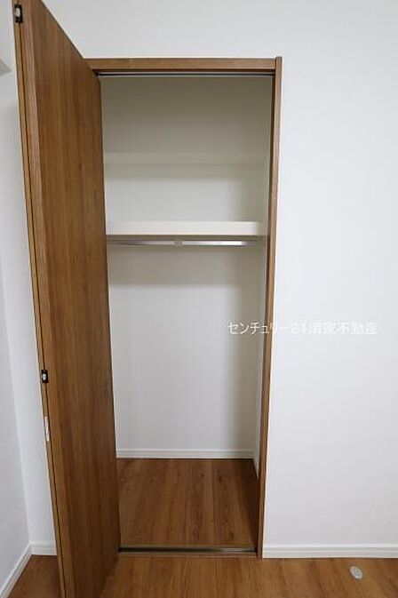 季節物もすっきり収納できます！(2026年08月撮影)