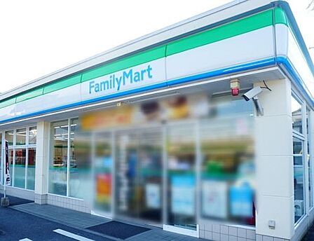 ファミリーマート旭三郷駅前店まで427m、ファミリーマート旭三郷駅前店まで427m(徒歩約6分)