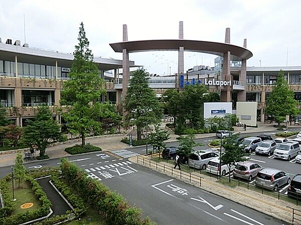 周辺を拡大表示