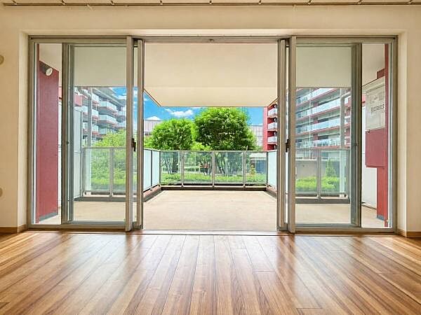リビング/ダイニングを拡大表示