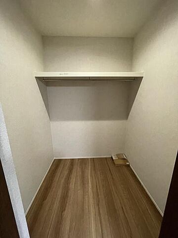 収納 彦根市大堀町