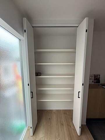 玄関 彦根市西今町