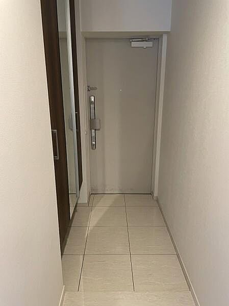 玄関を拡大表示