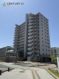 外観：彦根駅徒歩約5分の駅近マンション