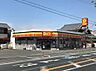 周辺：デイリーヤマザキ泉大津助松店まで388m