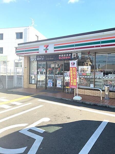 セブンイレブン和泉尾井町店まで160m