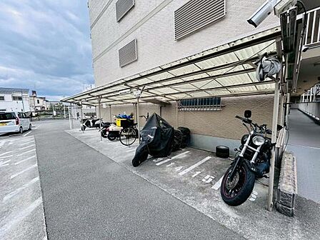バイク置場