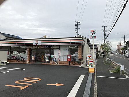 セブンイレブン高石高師浜店まで474m