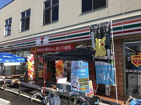 セブンイレブン熊取西店まで387m