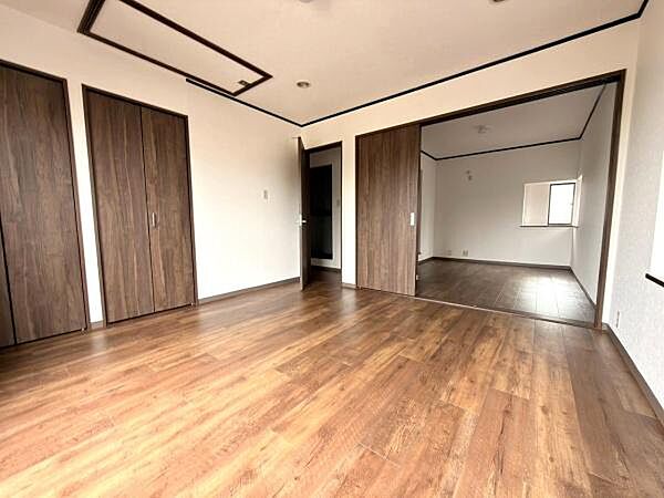 洋室を拡大表示
