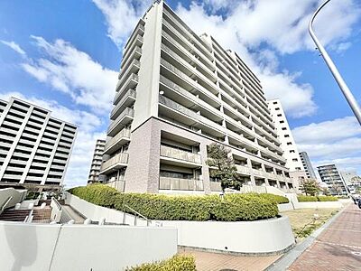 外観：大阪メトロ御堂筋線「北花田」駅が徒歩9分。通勤にも外出にもアクセス良好。家族でおでかけすることも増えそうですね♪