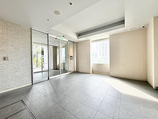 エントランスを拡大表示