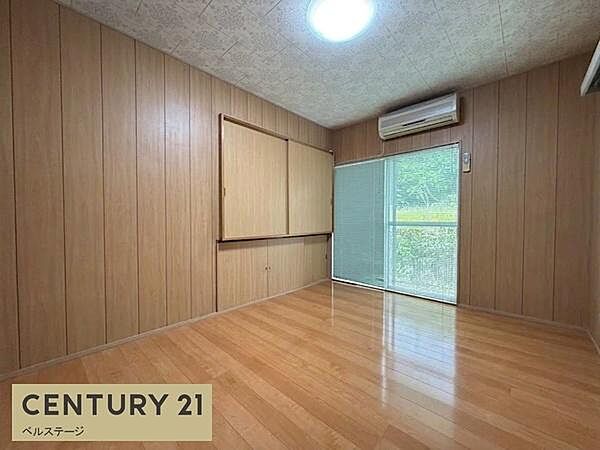 洋室を拡大表示