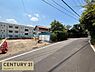 その他：落ち着いた住環境の前面道路