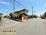 その他：現地周辺は静かな住宅街で、落ち着いた雰囲気の街並み。実際に現地を訪れることで、写真だけでは分かりにくい周辺環境も確認できます。