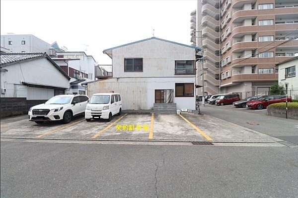 駐車場を拡大表示
