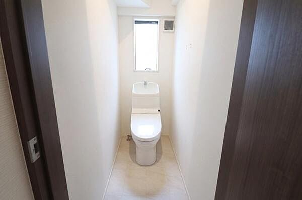 トイレを拡大表示