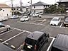 駐車場：駐車場は敷地内にございます