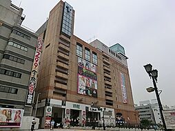 [周辺] 横浜ビブレまで1171m、若者向けファッションのお店が充実しているほか、ニトリやビッグカメラも入っています。