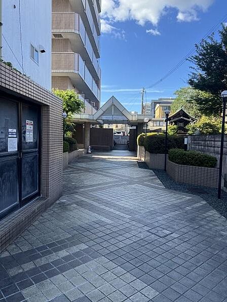 建物への導線
