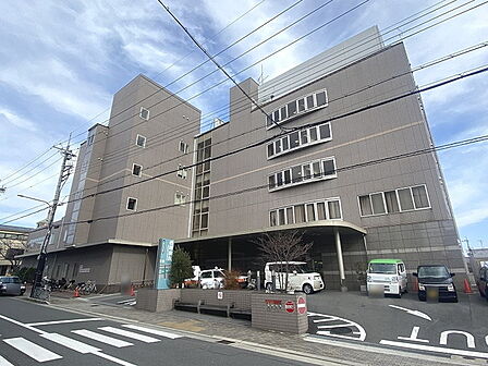社会福祉法人京都社会事業財団西陣病院まで565m