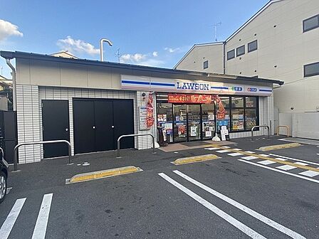 ローソン仁和寺街道七本松店まで337m